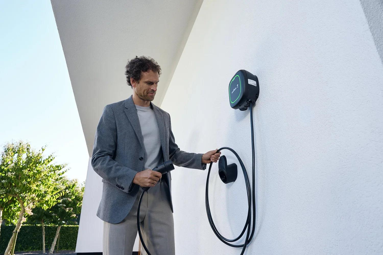 Illustration : Wallbox Pulsar Max ou Pulsar Pro : laquelle choisir en 2026 ?