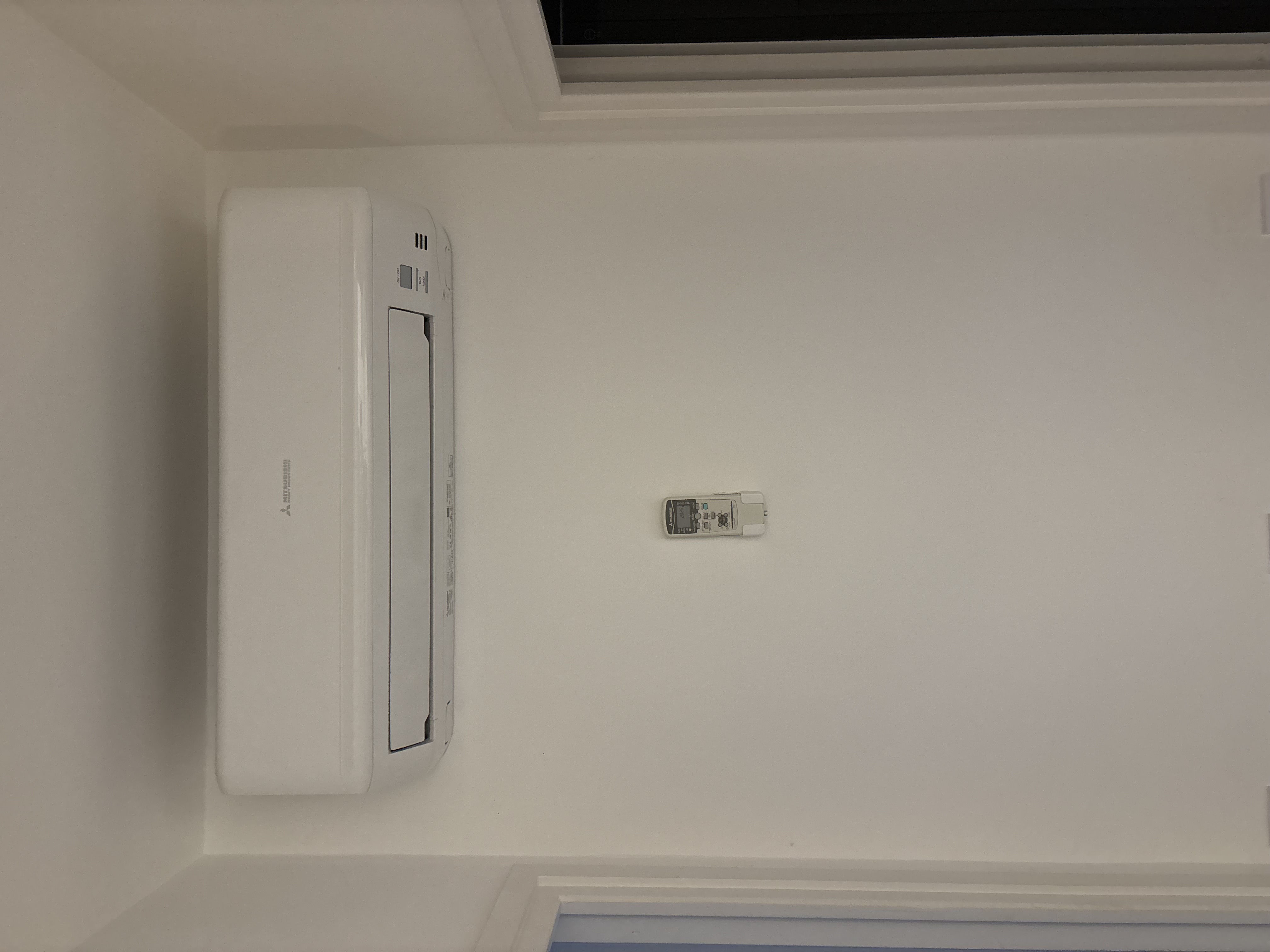 Climatisation réversible bi-split — Appartement Nice (06)