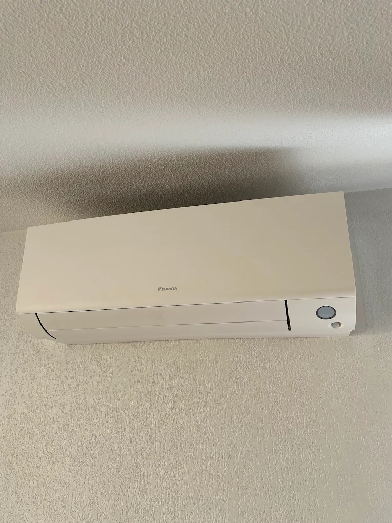 Climatisation réversible Daikin — Appartement Nice (06)